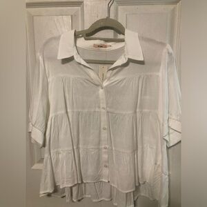 NWT Mi Ami Women's White Button-Up Blouse